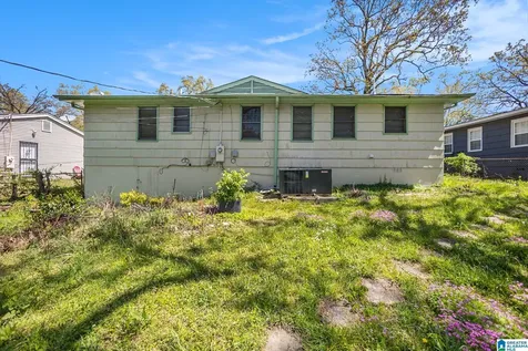 944 Hillandale Drive Fairfield AL 35064