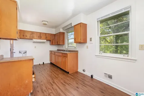 944 Hillandale Drive Fairfield AL 35064
