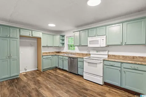 1904 Walker Drive Fultondale AL 35068
