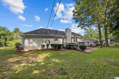 2325 Garland Drive Vestavia Hills AL 35216