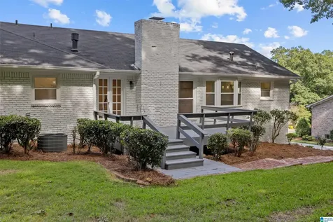 2325 Garland Drive Vestavia Hills AL 35216