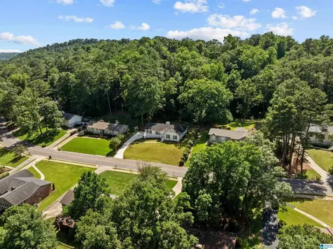 2325 Garland Drive Vestavia Hills AL 35216