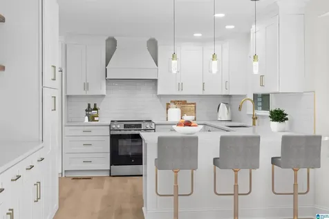 2325 Garland Drive Vestavia Hills AL 35216