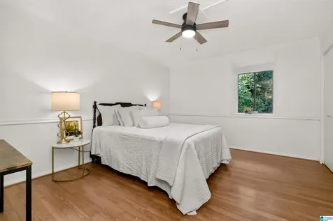1106 Woodland Village Homewood AL 35216