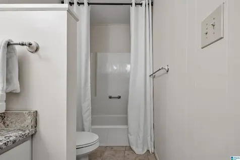 1106 Woodland Village Homewood AL 35216