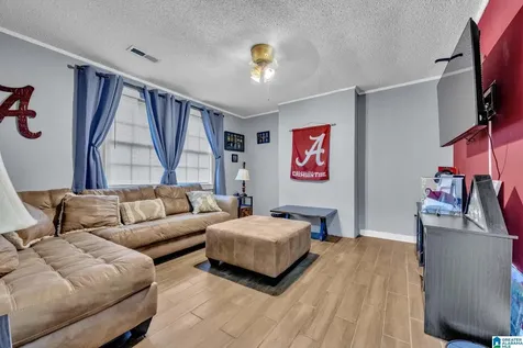 6001 Woodvale Drive Helena AL 35080