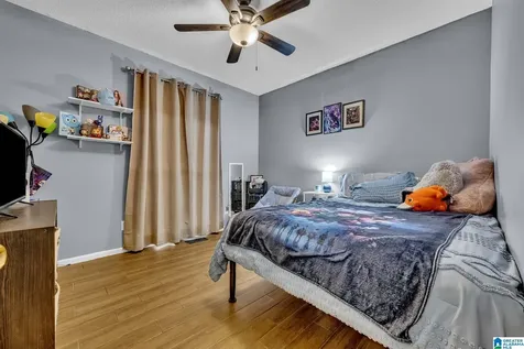 6001 Woodvale Drive Helena AL 35080