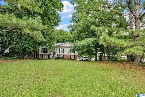 6001 Woodvale Drive Helena AL 35080