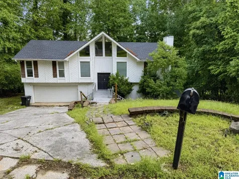 4601 Sylvaner Lane Hoover AL 35244
