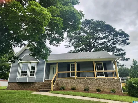 1220 Cozy Circle Bessemer AL 35023
