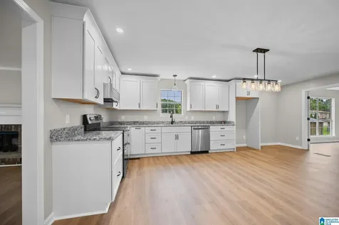 1220 Cozy Circle Bessemer AL 35023