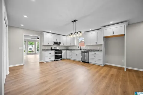 1220 Cozy Circle Bessemer AL 35023