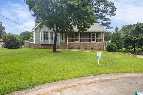 1220 Cozy Circle Bessemer AL 35023