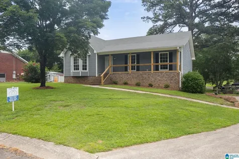 1220 Cozy Circle Bessemer AL 35023