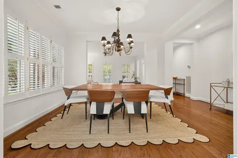 4052 Alston Way Vestavia Hills AL 35242