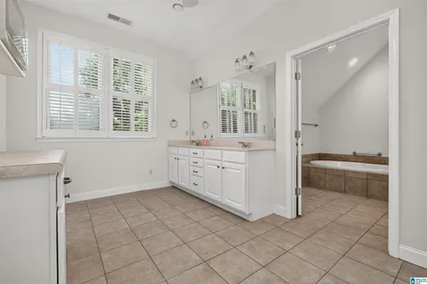 4052 Alston Way Vestavia Hills AL 35242