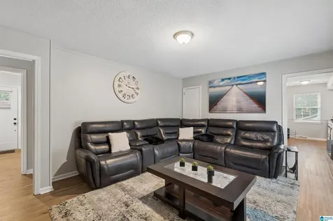 1812 Mara Drive Center Point AL 35215