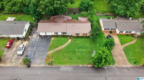 2122 Vicki Drive Birmingham AL 35235