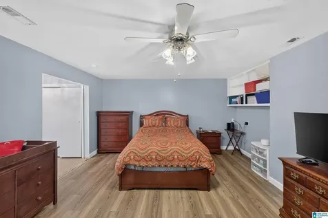 2122 Vicki Drive Birmingham AL 35235
