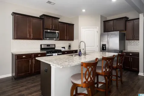 2020 Park Springs Lane Chelsea AL 35043