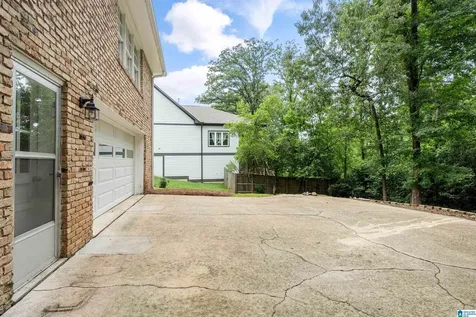 1033 Sunset Boulevard Birmingham AL 35213
