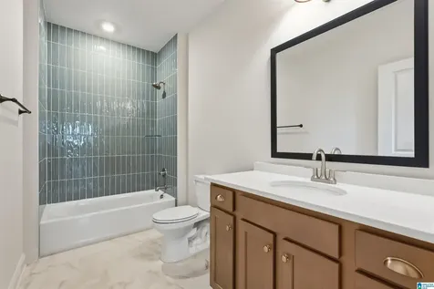 146 Jefferson Place Birmingham AL 35242