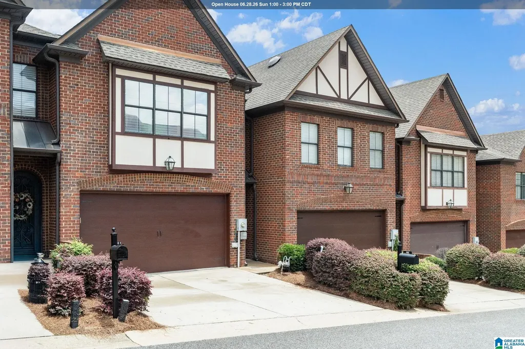 664 Flag Circle Hoover AL 35226