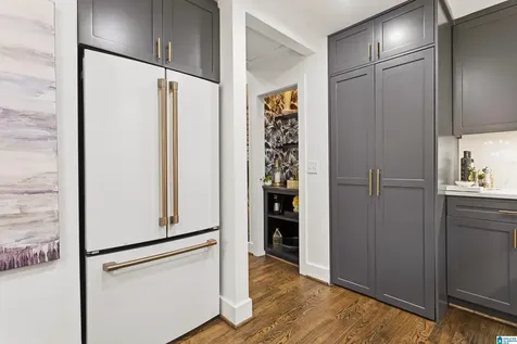 151 W Green Vestavia Hills AL 35243