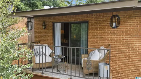 151 W Green Vestavia Hills AL 35243