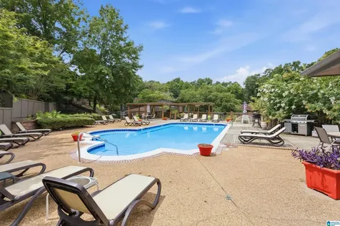 151 W Green Vestavia Hills AL 35243