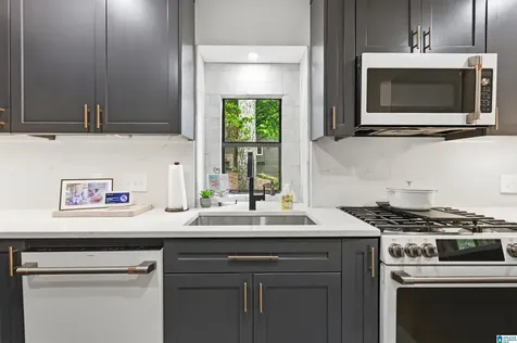 151 W Green Vestavia Hills AL 35243