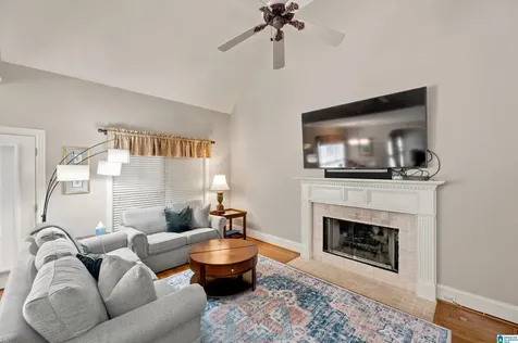 1005 Woodlands Cove Helena AL 35080