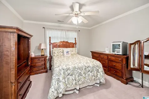 1005 Woodlands Cove Helena AL 35080