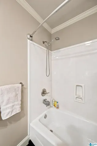 1005 Woodlands Cove Helena AL 35080