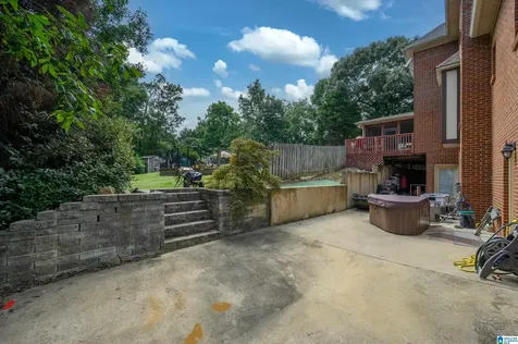 1005 Woodlands Cove Helena AL 35080