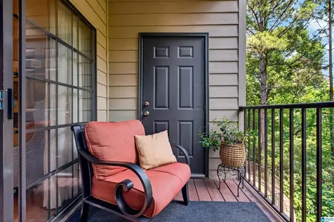203 Sterling Oaks Drive Hoover AL 35244