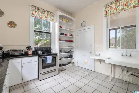 1606 Cullom Street S Birmingham AL 35205
