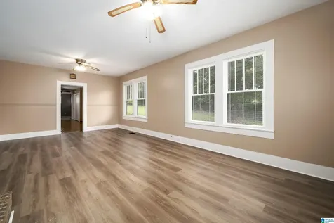 412 Newton Drive Midfield AL 35228