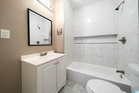 412 Newton Drive Midfield AL 35228