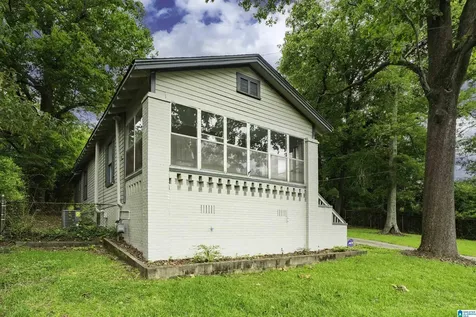 412 Newton Drive Midfield AL 35228
