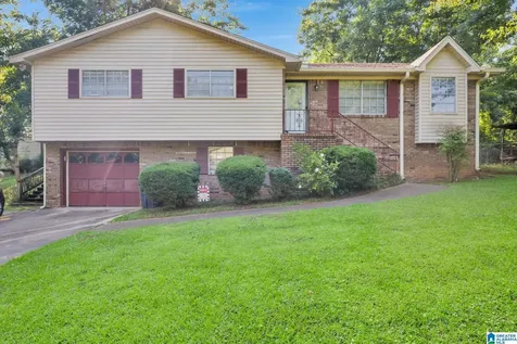 512 Rain Tree Lane Birmingham AL 35217