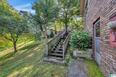 512 Rain Tree Lane Birmingham AL 35217