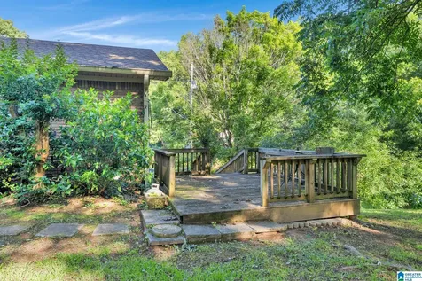 512 Rain Tree Lane Birmingham AL 35217