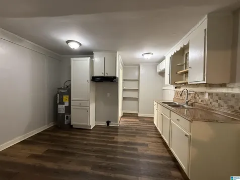 1705 2nd Court W Birmingham AL 35208