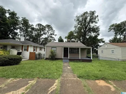 1705 2nd Court W Birmingham AL 35208