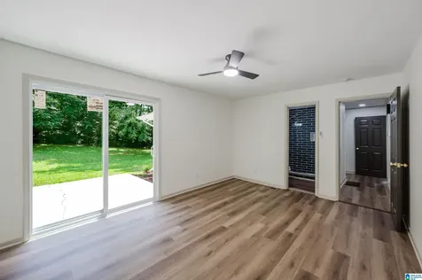 5059 Roselyn Road Bessemer AL 35022