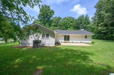 5059 Roselyn Road Bessemer AL 35022
