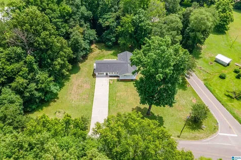 5059 Roselyn Road Bessemer AL 35022
