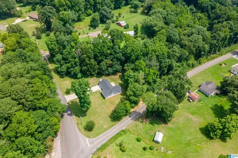 5059 Roselyn Road Bessemer AL 35022