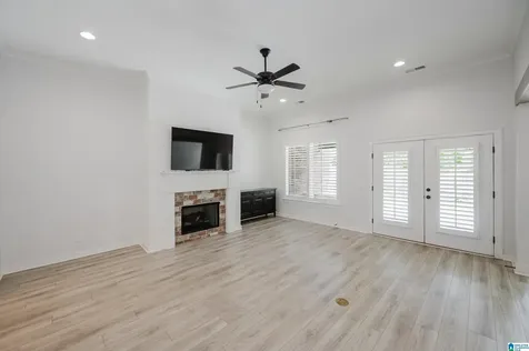 5767 Brayden Circle Hoover AL 35244